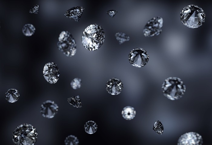 Hochwertiger Schmuck von Studio Seth